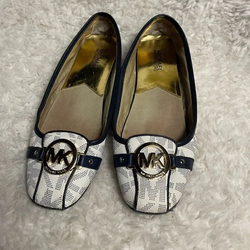 Michael Kors Women's logo White and Navy slip on Flats gold tone accent SZ10M